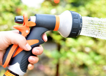 GARDEN HOSE NOZZLE